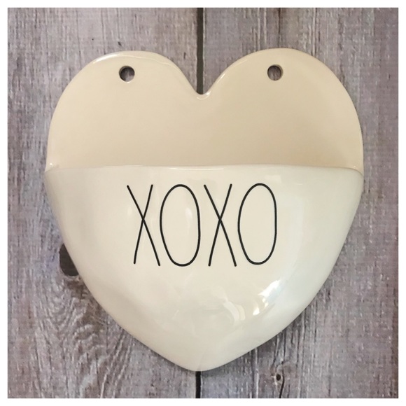 Rae Dunn Other - Rae Dunn Artesian Ivory Ceramic XOXO Wall Planter